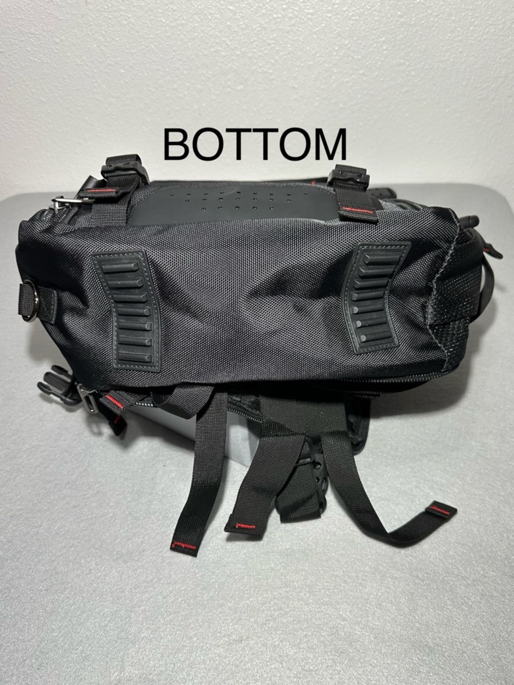 Witzman B682 Carry.-On Travel Backpack. - Picture 3 of 12
